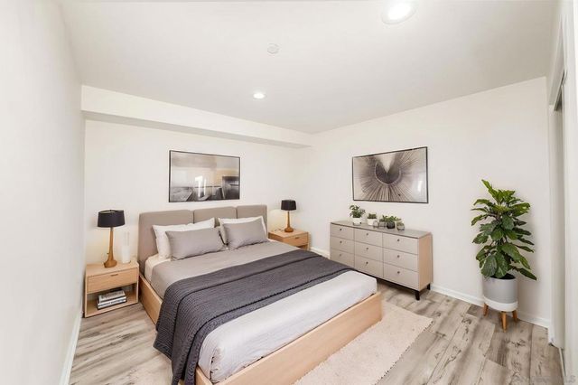 1245 Van Nuys St, San Diego, CA 92109