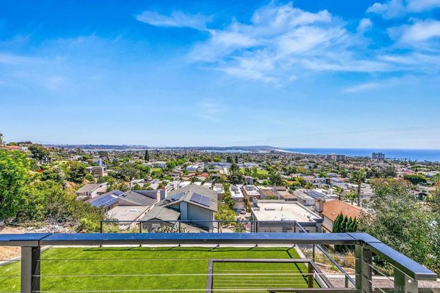 1245 Van Nuys St, San Diego, CA 92109