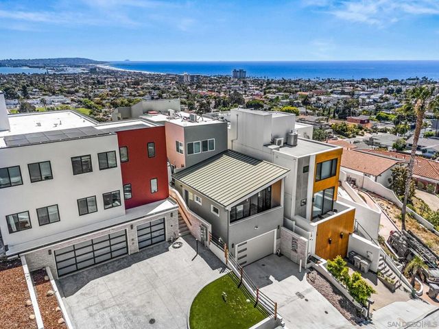 1245 Van Nuys St, San Diego, CA 92109