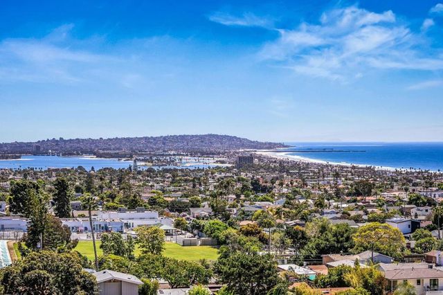 1245 Van Nuys St, San Diego, CA 92109