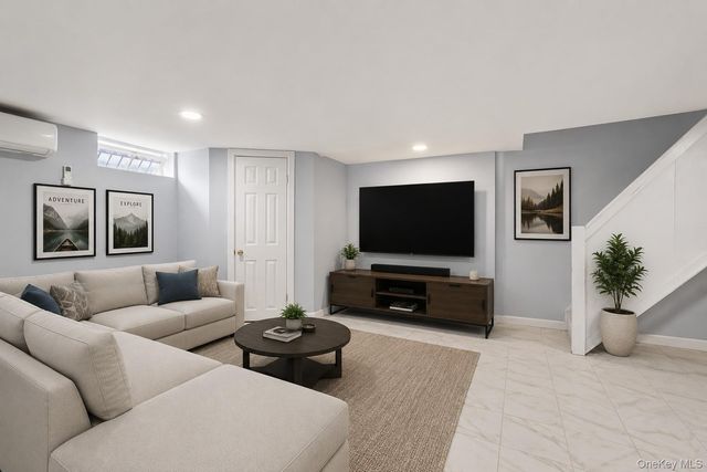 2548 Mickle Avenue, Bronx, NY 10469
