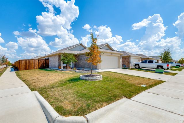 3951 Condor Drive, Crandall, TX 75114