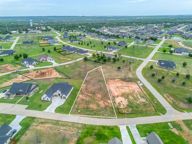 2413 Candlestick Drive, Granbury, TX 76049