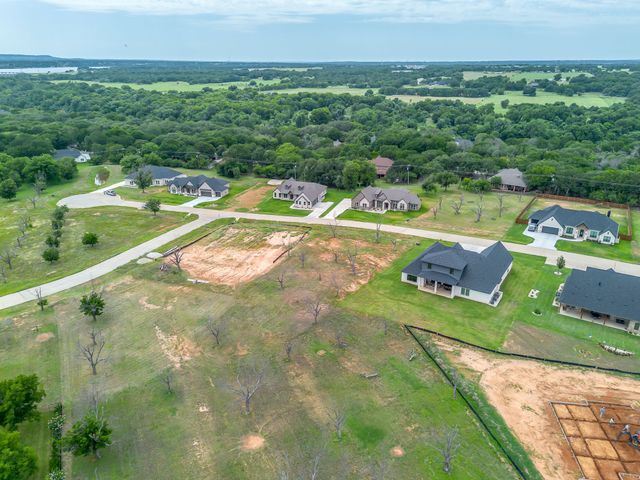 2413 Candlestick Drive, Granbury, TX 76049