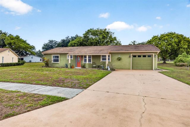 8429 JACQUELINE COURT, Zephyrhills, FL 33541