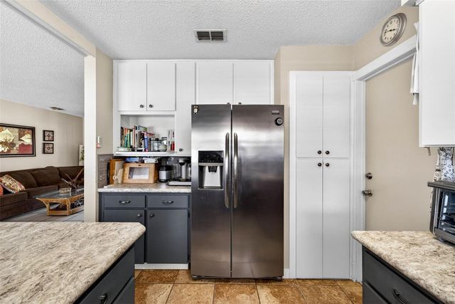 8429 JACQUELINE COURT, Zephyrhills, FL 33541