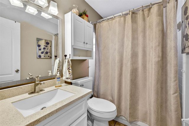 8429 JACQUELINE COURT, Zephyrhills, FL 33541