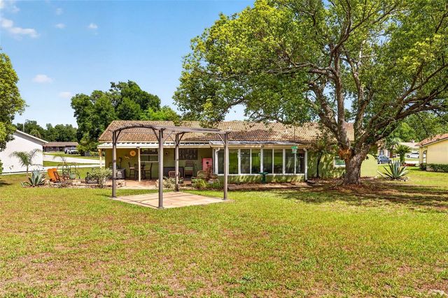 8429 JACQUELINE COURT, Zephyrhills, FL 33541