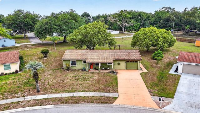 8429 JACQUELINE COURT, Zephyrhills, FL 33541