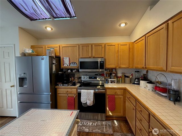 5410 64th Place NE, Marysville, WA 98270