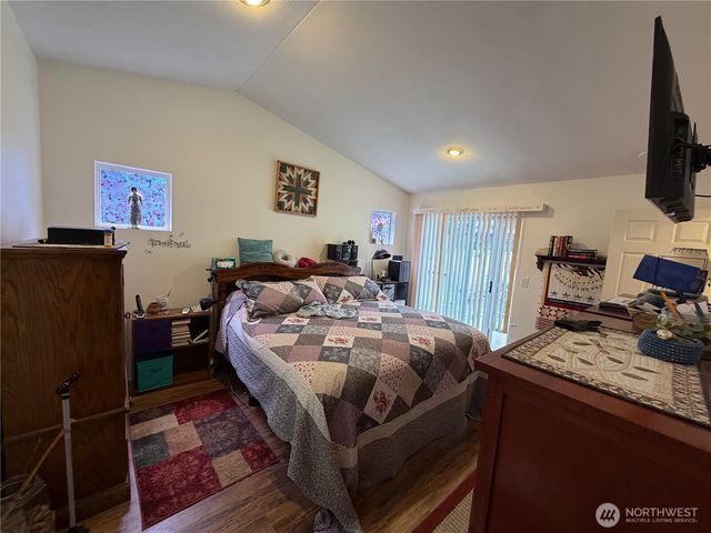 5410 64th Place NE, Marysville, WA 98270