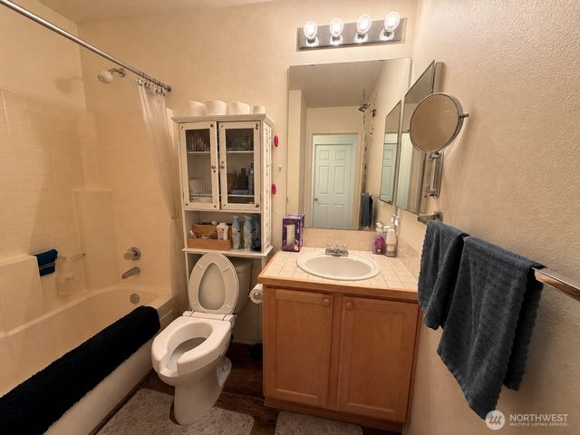 5410 64th Place NE, Marysville, WA 98270