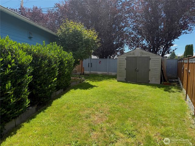 5410 64th Place NE, Marysville, WA 98270