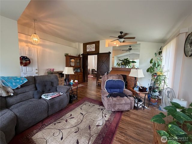 5410 64th Place NE, Marysville, WA 98270