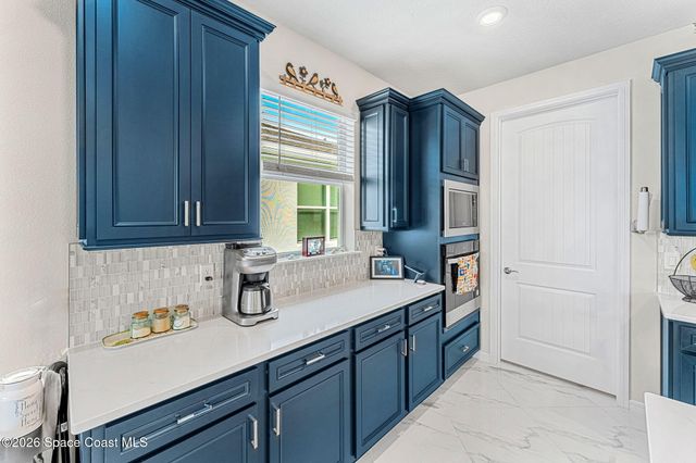 8920 Shoreline Avenue, Melbourne, FL 32940
