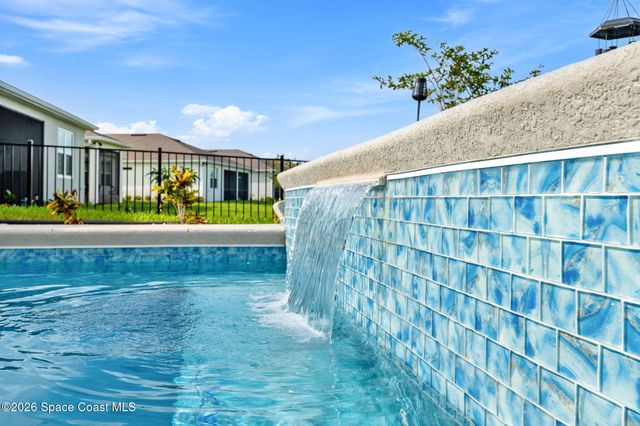8920 Shoreline Avenue, Melbourne, FL 32940