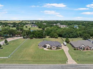 577 Hidden Lakes Boulevard, Gunter, TX 75058