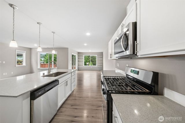 7813 24th Court SE, Lacey, WA 98503