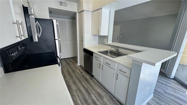1037 S HIAWASSEE ROAD 2833, Orlando, FL 32835