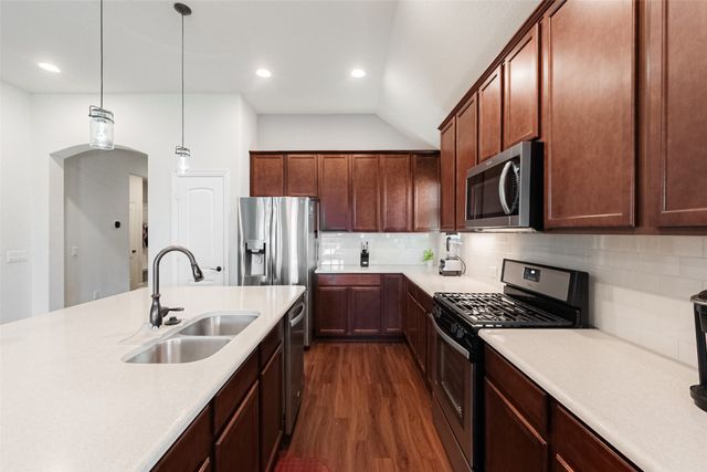 2507 Linwood Drive, Mansfield, TX 76084