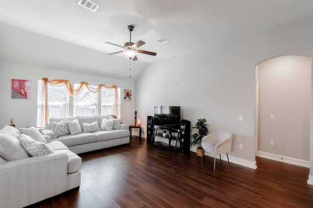 2507 Linwood Drive, Mansfield, TX 76084