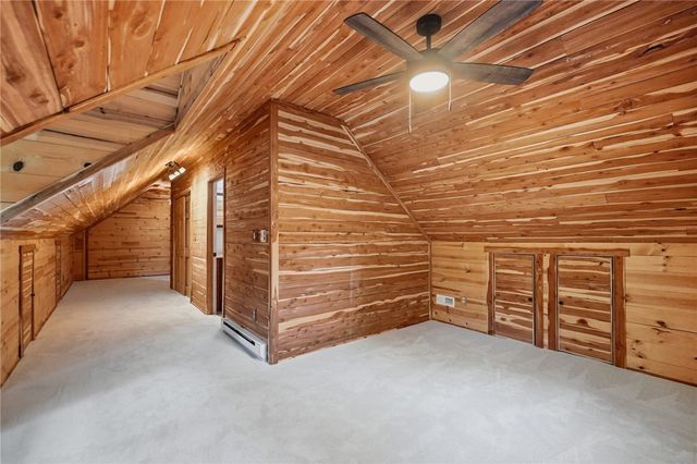 136 E Ridgeway Drive, Centerville, OH 45459