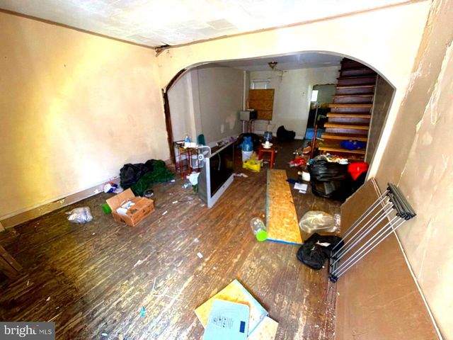 670 SOUTHARD ST, Trenton, NJ 08638