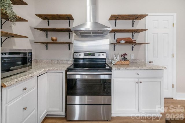 41 Selma Drive, Mooresville, NC 28115