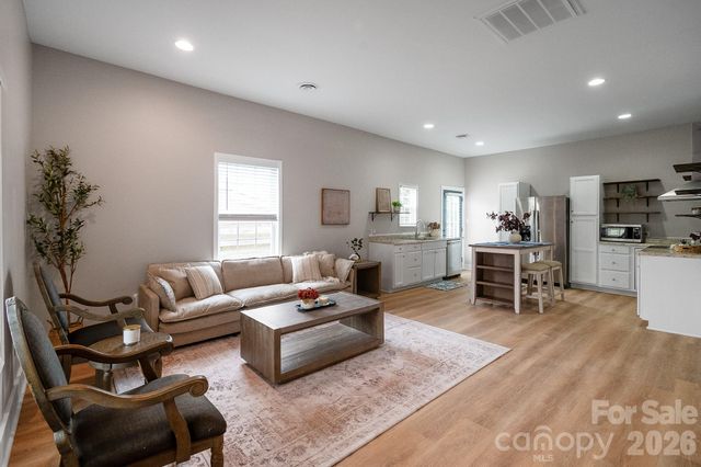 41 Selma Drive, Mooresville, NC 28115