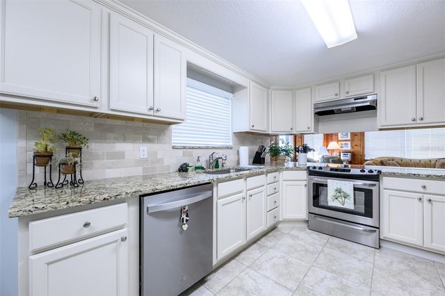330 HARVEY STREET, Punta Gorda, FL 33950
