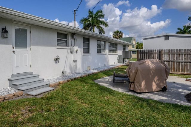 330 HARVEY STREET, Punta Gorda, FL 33950