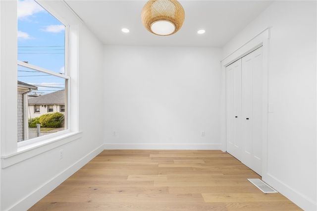 7 Sheffield Avenue A, Newport, RI 02840