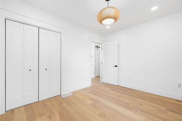 7 Sheffield Avenue A, Newport, RI 02840