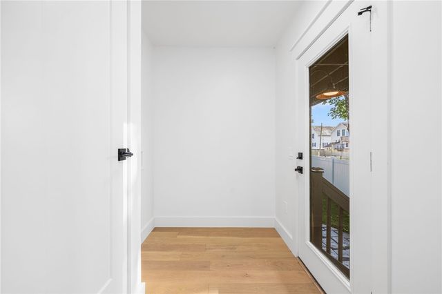 7 Sheffield Avenue A, Newport, RI 02840