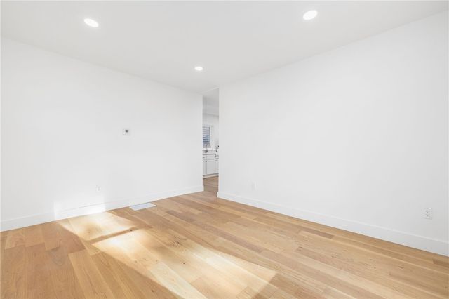 7 Sheffield Avenue A, Newport, RI 02840