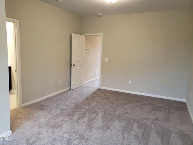 695 Grand Central Station, Apex, NC 27502