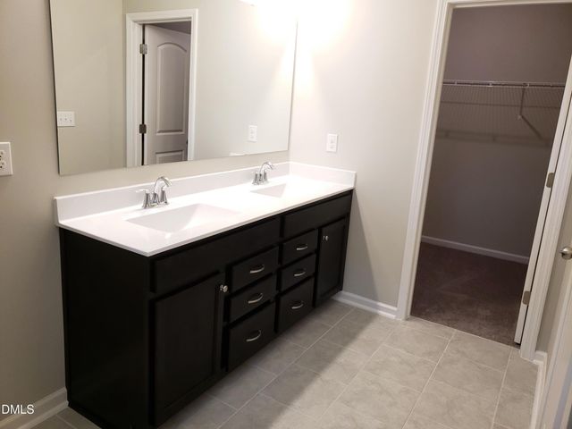 695 Grand Central Station, Apex, NC 27502