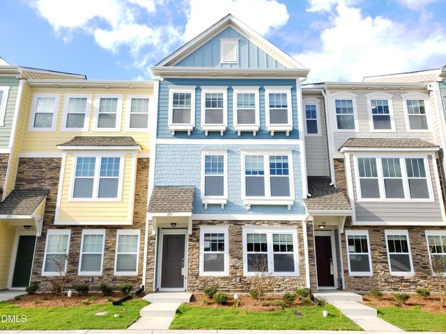695 Grand Central Station, Apex, NC 27502