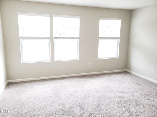 695 Grand Central Station, Apex, NC 27502