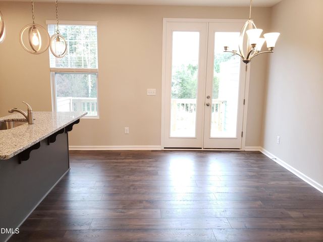 695 Grand Central Station, Apex, NC 27502