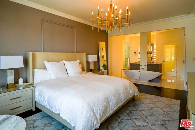 1424 N Crescent Heights Boulevard 61, West Hollywood, CA 90046