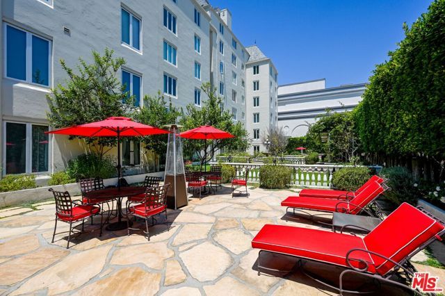 1424 N Crescent Heights Boulevard 61, West Hollywood, CA 90046