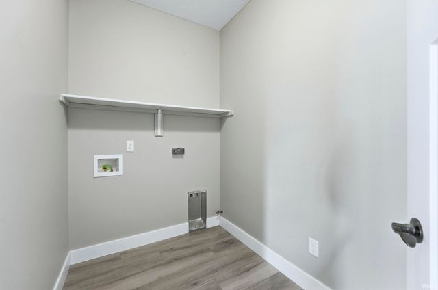 7755 Tumnus Trail, Fort Wayne, IN 46835