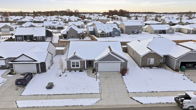 7755 Tumnus Trail, Fort Wayne, IN 46835