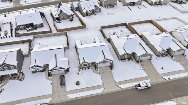 7755 Tumnus Trail, Fort Wayne, IN 46835