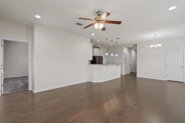 2304 S Lakeline BLVD 461, Cedar Park, TX 78613