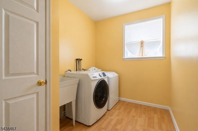 5 Pegasus Pl, Washington Twp., NJ 07840