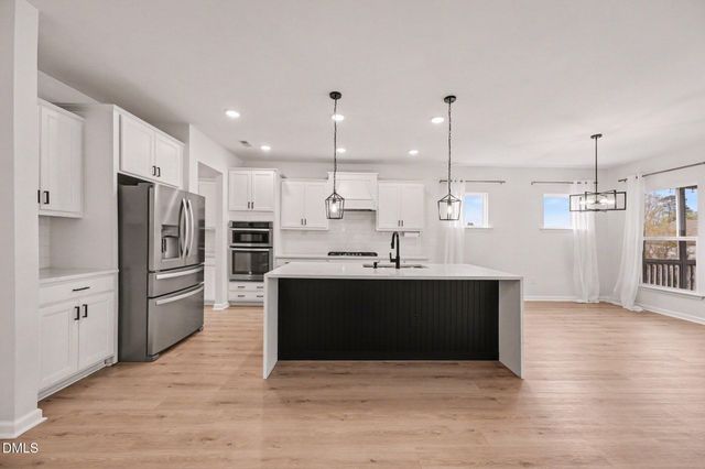 210 Kanewind Terrace, Apex, NC 27523