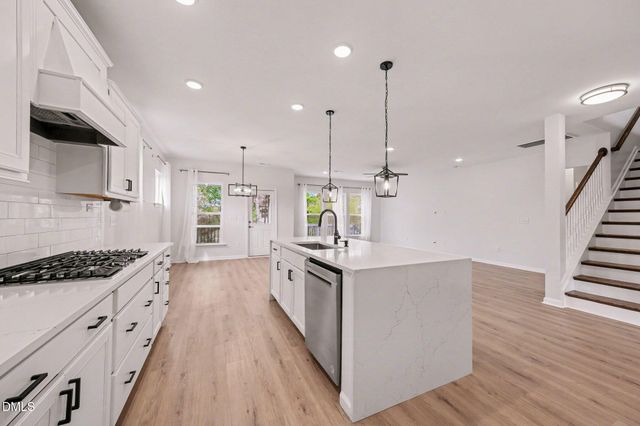 210 Kanewind Terrace, Apex, NC 27523