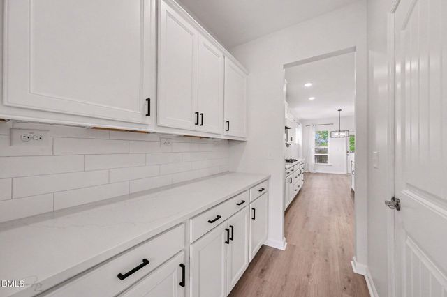 210 Kanewind Terrace, Apex, NC 27523